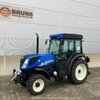 Трактор New Holland T4 V