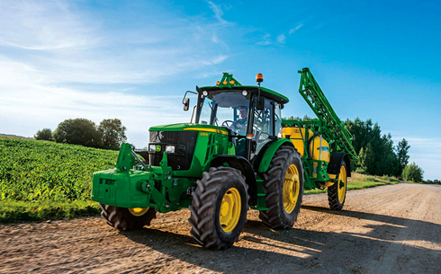 Трактор John Deere 6095B