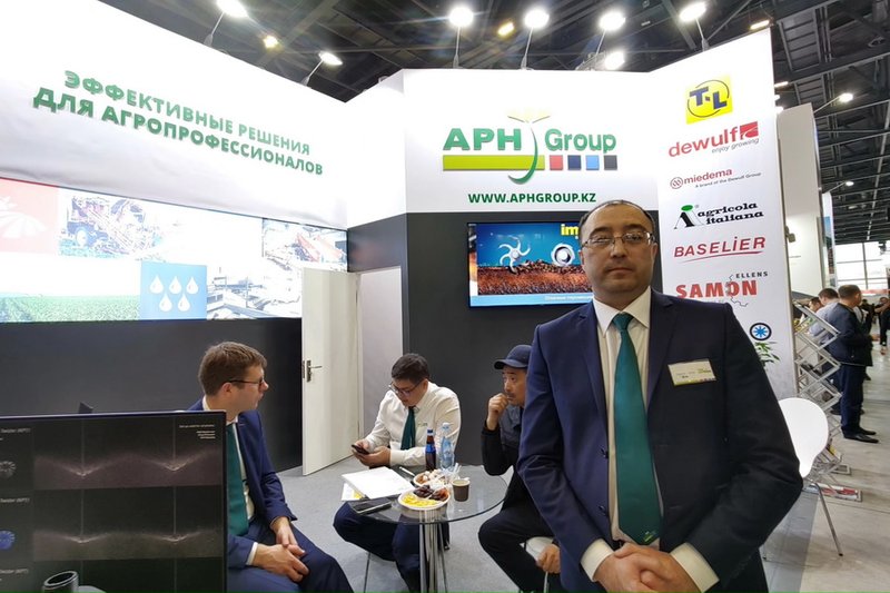 Компания APH Group на выставке AgriTek/FarmTek Astana’2023 представила голландские технологии овощеводства