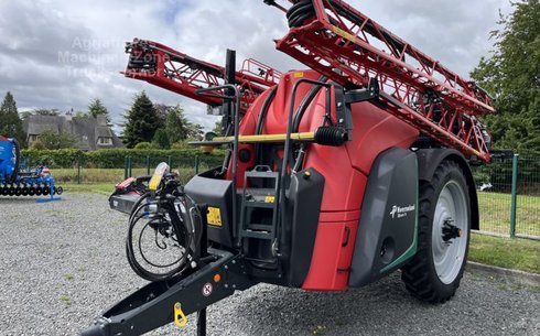 Прицепной опрыскиватель Kverneland iXtrack T3