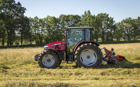 Massey Ferguson MF 6713 тракторы