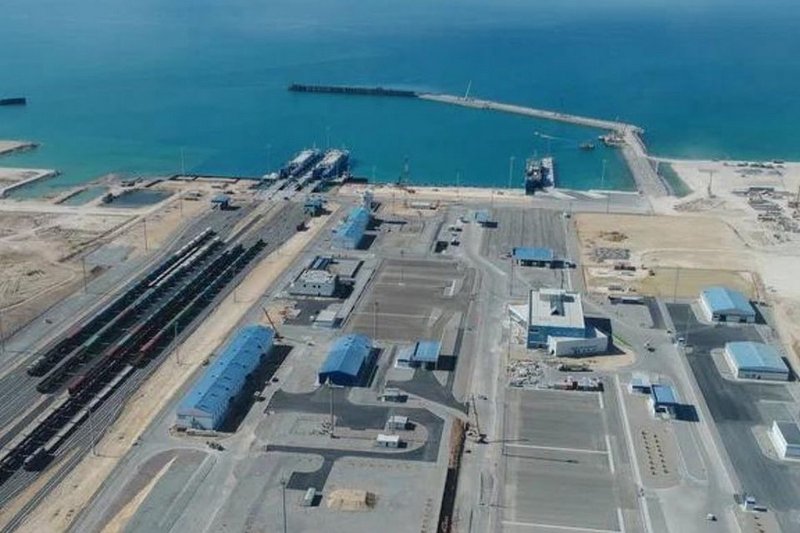 Международная компания Adani Group будет инвестировать в порту Курык в строительство многофункционального терминала