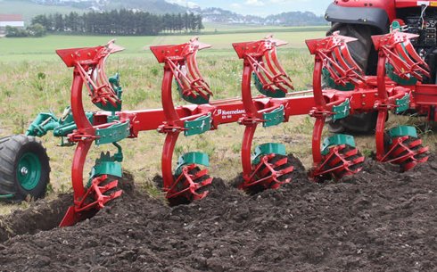 Навесной оборотный плуг Kverneland ED-LD