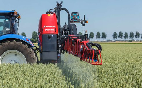 Навесной опрыскиватель Kverneland iXter B