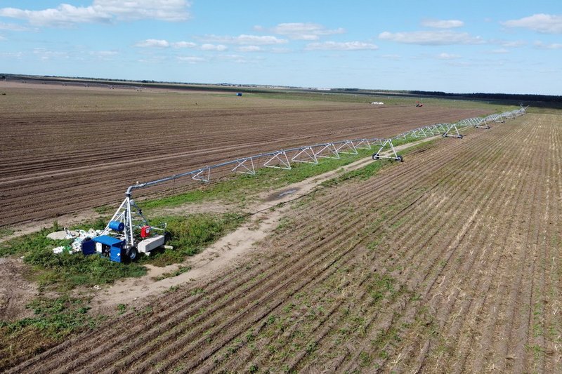 Заключение договоров на полив сельхозполей переведут в электронный формат