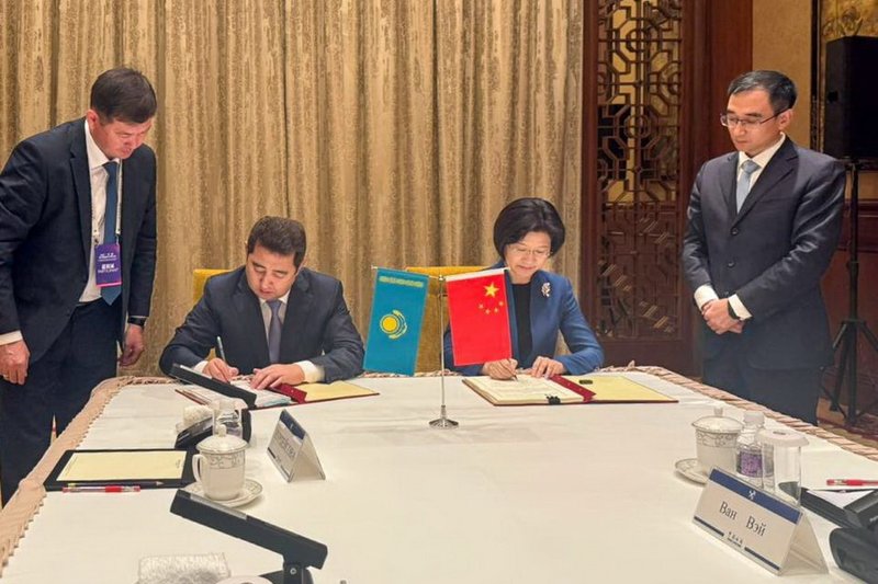 Казахстан начнет экспорт свинины в Китай