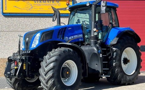 Трактор New Holland T8