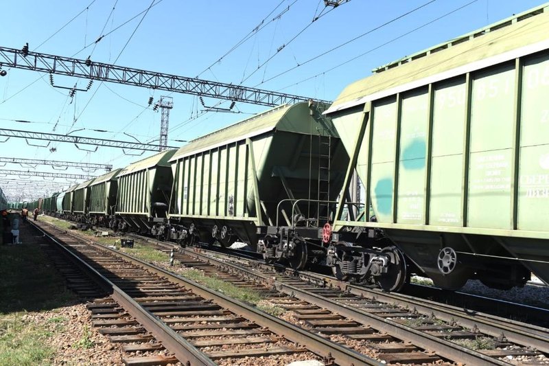 Казахстан согласовал с Узбекистаном планы по приему зерновых грузов