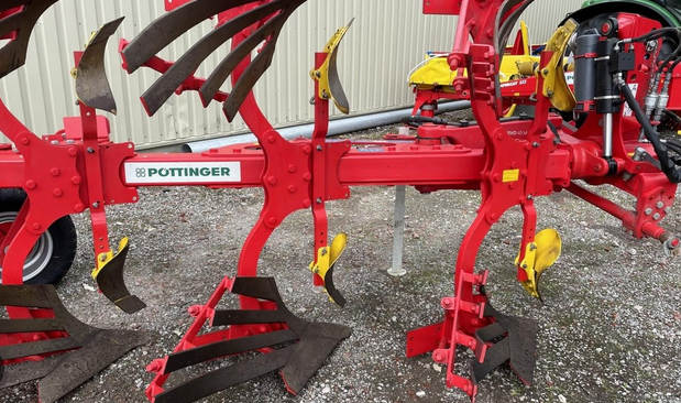 Рианна сиқырлы суретті сорды