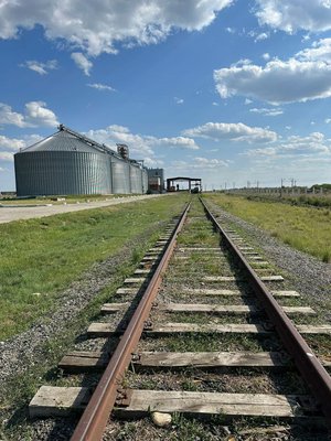 Продаётся зерновой элеватор (хранение зерна)